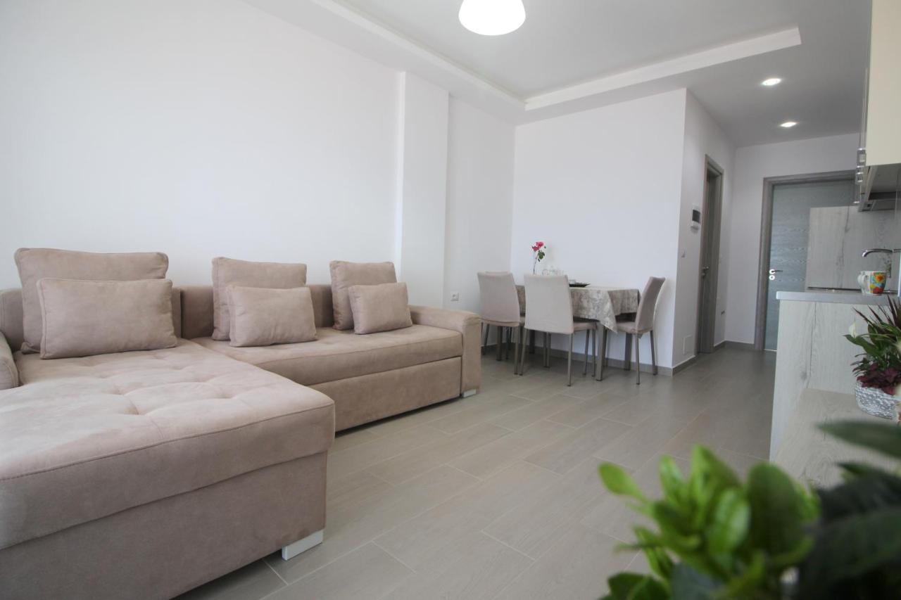 Amaris Apartment ซารานเดอ ห้อง รูปภาพ