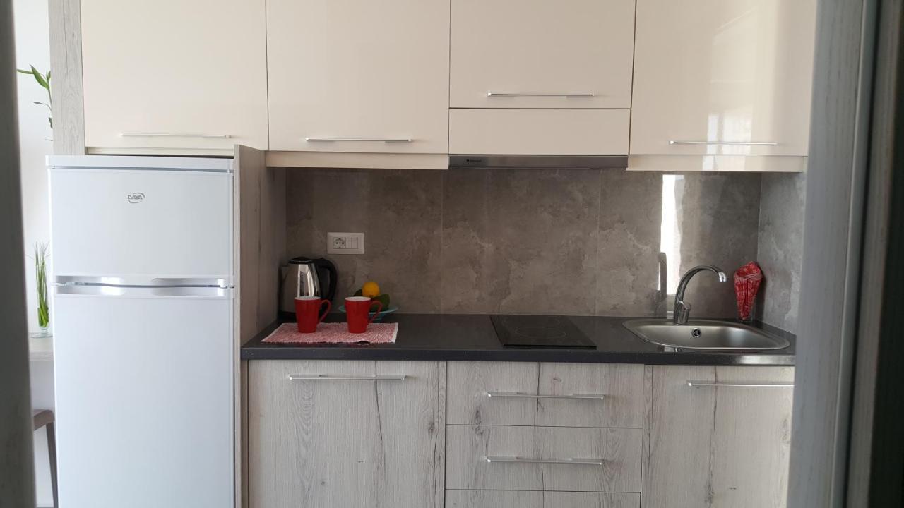 Amaris Apartment ซารานเดอ ภายนอก รูปภาพ