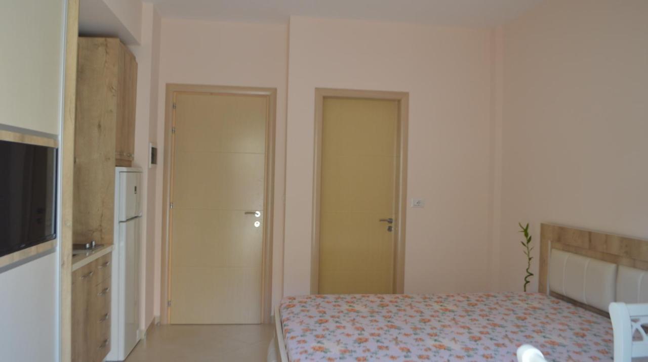 Amaris Apartment ซารานเดอ ภายนอก รูปภาพ
