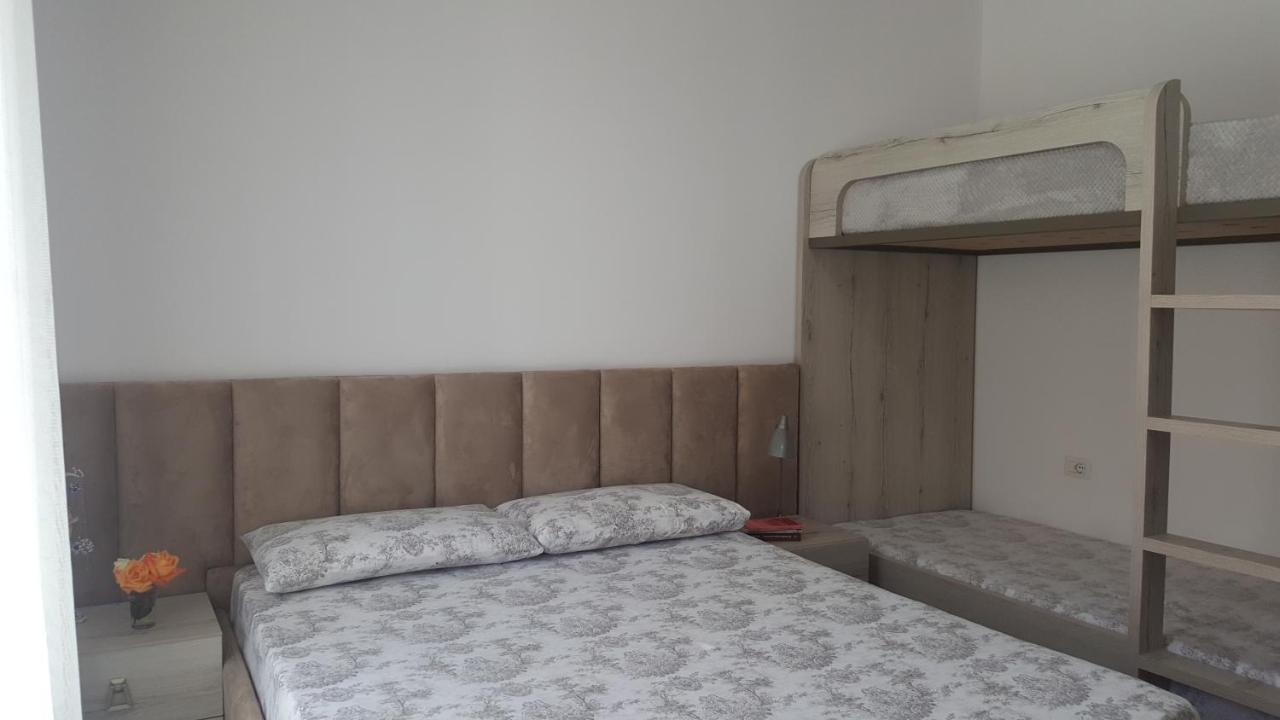 Amaris Apartment ซารานเดอ ภายนอก รูปภาพ