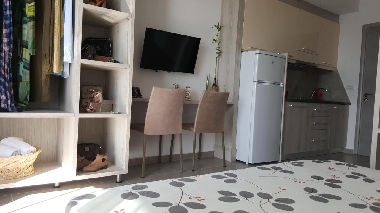 Amaris Apartment ซารานเดอ ภายนอก รูปภาพ